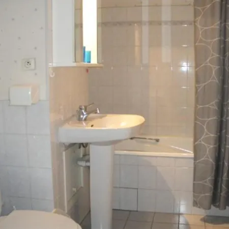 Апартаменты L'accueil Sainte Germaine - Idealement Situe Au Centre D'aix-les-bains ! Mae-4264 Экс-ле-Бен